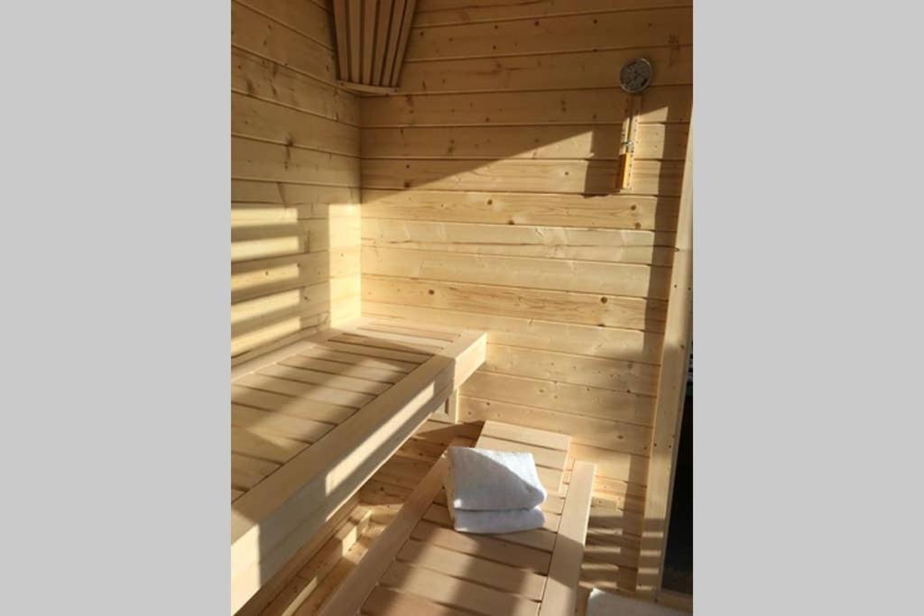 Orchardhouse Farmhouse, Wellness Chrast  Buitenkant foto